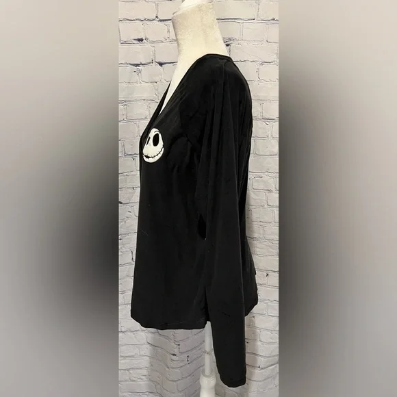Nightmare Before Christmas Velour Sleep Shirt Size XL 16/18 Long Sleeve Soft - Picture 2 of 5